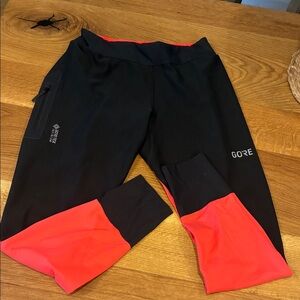 Gorewear Women’s Gor-tek Infinium Black and pink leggings. XL